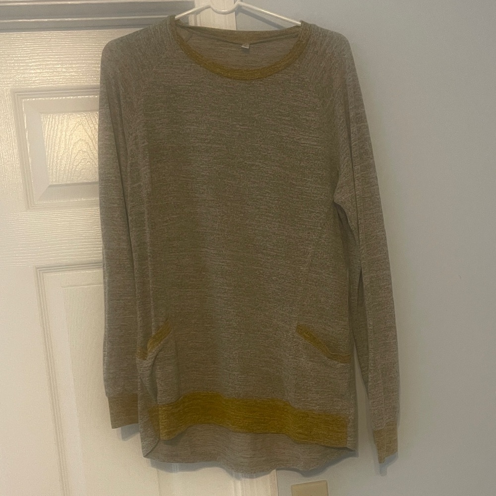 Stylish Gray and Gold Women's Sweater